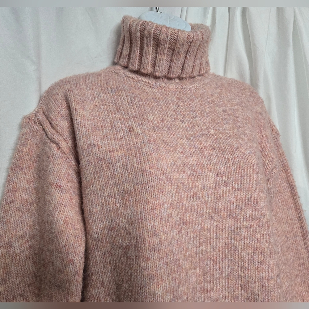 Industry Republic Clothing NWT Elegant Pink Ribbed Turtleneck Sweater Size XS